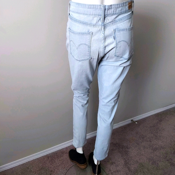 ‼️SOLD‼️Levis Jean's 👖🥰 - Picture 3 of 4